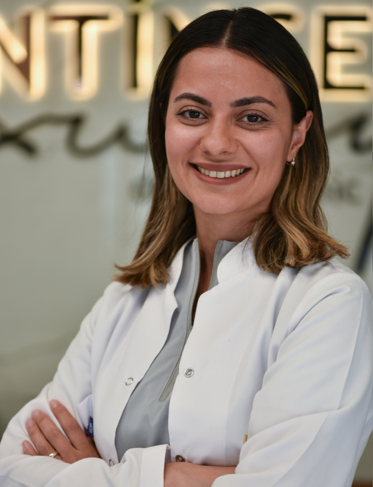Dt. Özge Hür Şahin - Spécialiste en endodontie